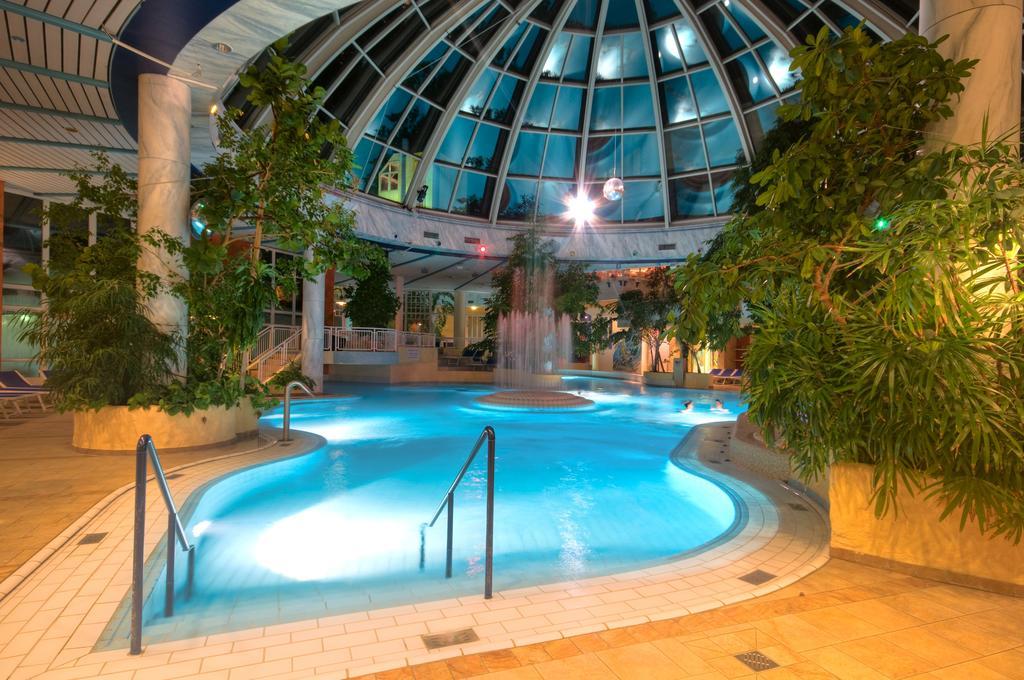 Vital Hotel Westfalen Therme Wellness Resort & Spa Bad Lippspringe Eksteriør billede